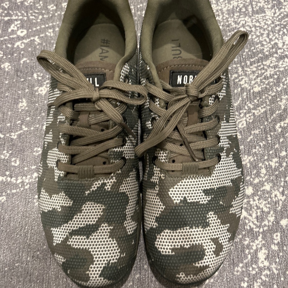 NOBULL Men’s Camo Sneakers Size 12 in Great Condition!